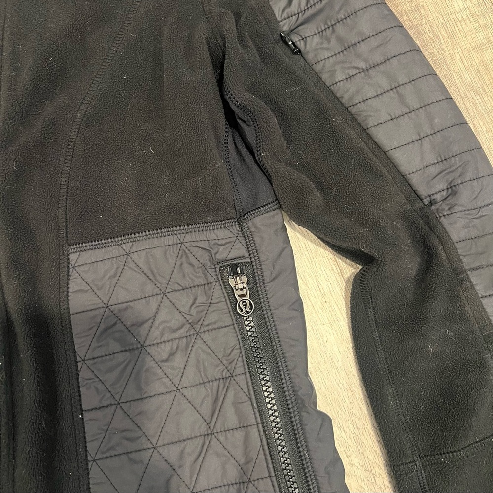 Lululemon Fleecy Keen Jackey - Picture 4 of 9